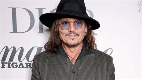 Reapareció Johnny Depp en la nueva campaña de perfumes Dior 